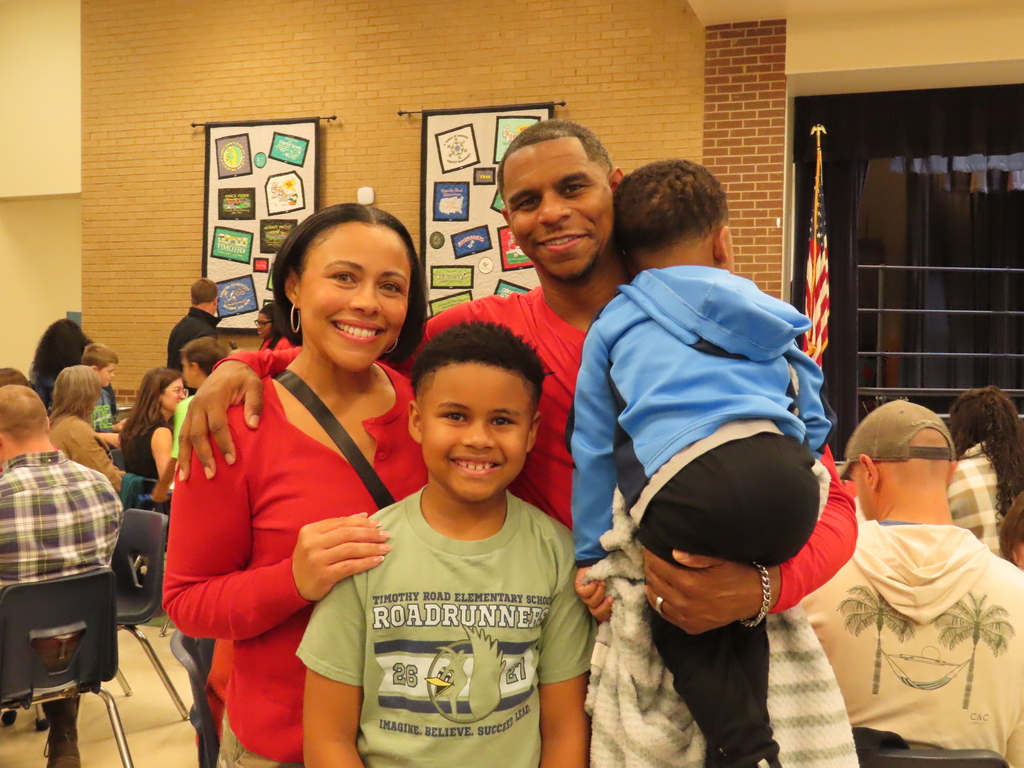 Photos from the 3rd grade parent breakfast. 