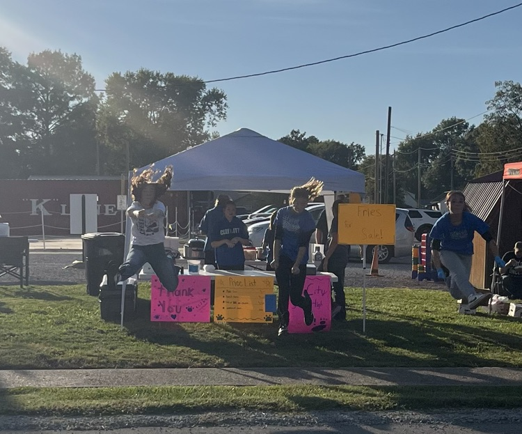 CCJH Cheer is jumping for fries at the Fall Festival! Stop by their booth near The Scoop for some fries! While you're there, grab a shake-up from the Junior Class! Have some tasty treats while supporting Clay City Schools!
