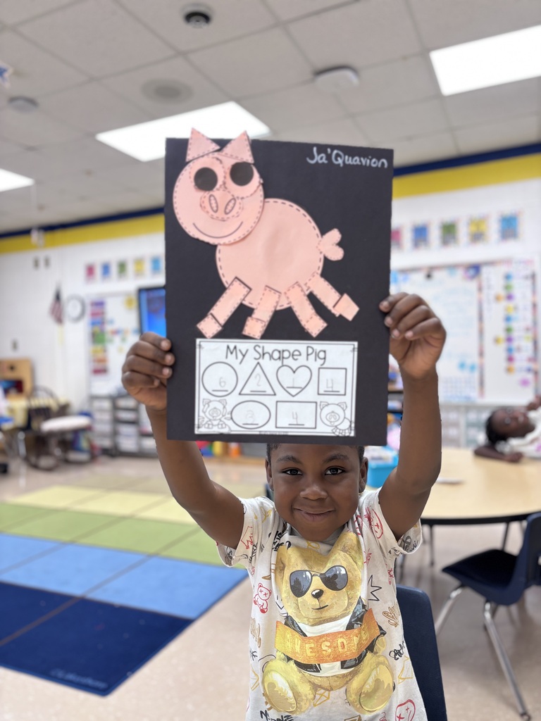 Mrs. Young's Kindergarten, The Three Little Pigs Story