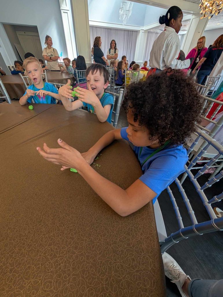 Miss Bragg's class had a sweet time on their field trip to Sweet Pete's! A fun day filled with learning and treats!