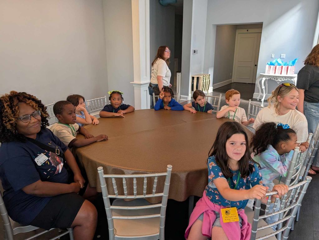 Miss Bragg's class had a sweet time on their field trip to Sweet Pete's! A fun day filled with learning and treats!