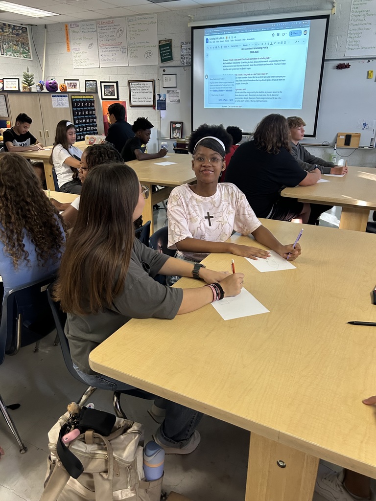 Mr. Schellhorn’s 9th Grade English students kicked off the year with teamwork, creativity, and connection! Students engaged in interactive activities that got them talking, thinking, and working together. From sharing ideas to setting expectations for the year, the focus was on building a supportive and collaborative classroom community. This group is ready to tackle literature, writing, and big ideas, all while supporting one another along the way! 