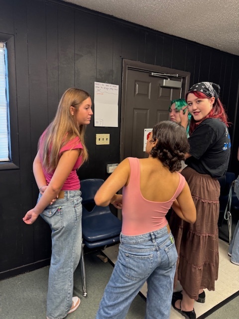 Ms. Wilson’s Technical Theatre 1 students kicked off the year with a creative rotation activity! Working in groups, they tackled thought-provoking questions that sparked critical thinking, assessed what they already knew, and set the stage for diving deeper into the world of technical theatre. This activity laid the foundation for the exciting work they’ll be building on all year long!