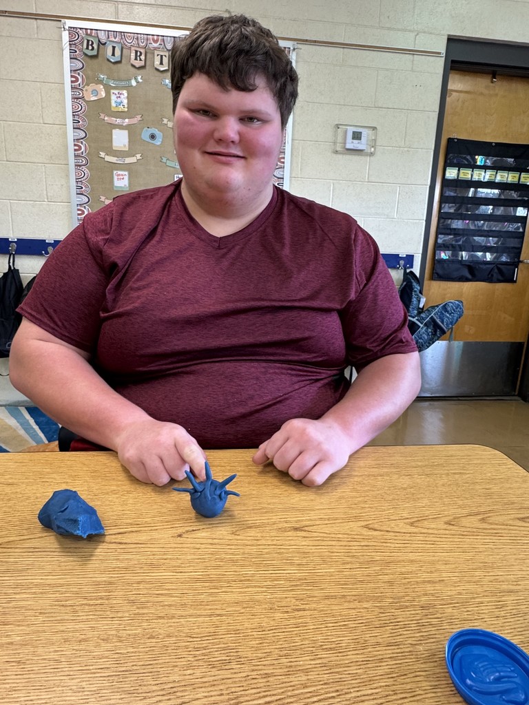 In Ms. Cannarella’s science class, students learned how germs invade our bodies and how our immune system responds to fight them off. 🦠💪 To bring their learning to life, they created their own “germs” out of Play-Doh—making science both educational and fun!