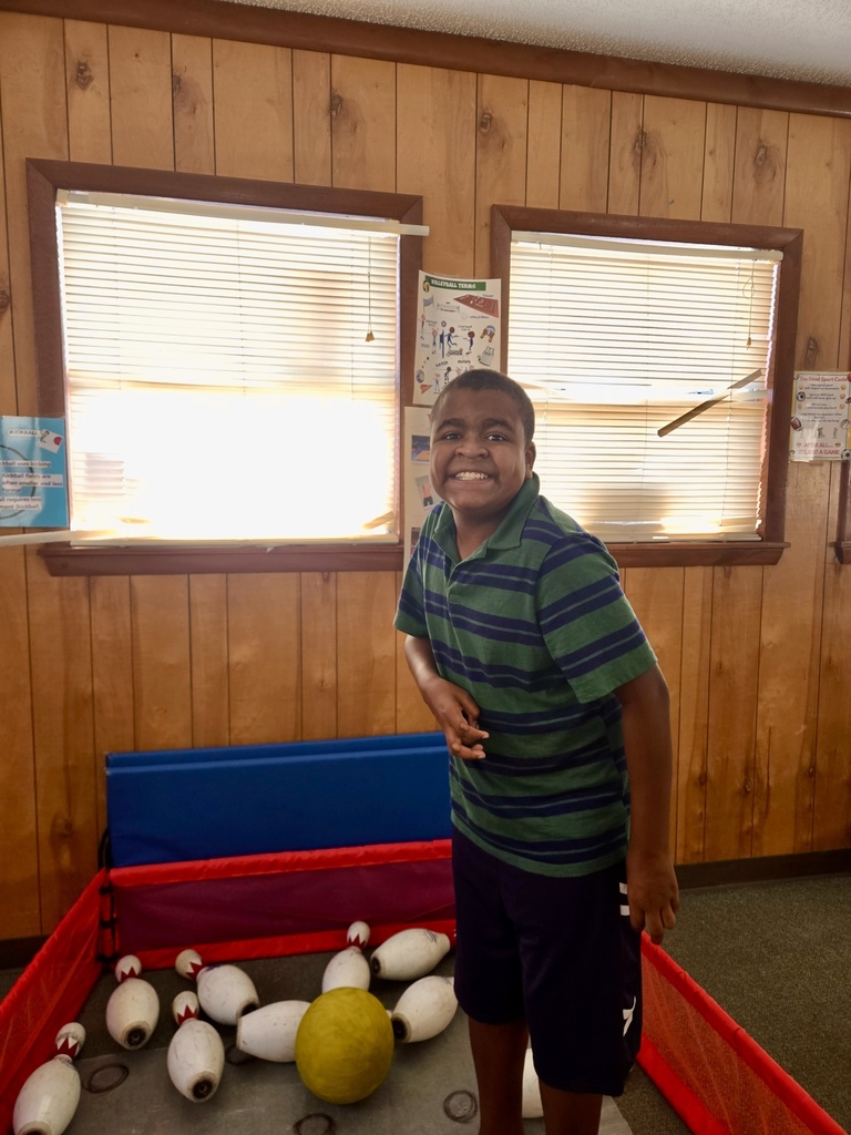 Ms. Yowell’s PE students showed off their aim and accuracy by bowling strikes on the lane set up right in the portable! Their focus, teamwork, and determination made it a fun and memorable activity. Way to rise to the challenge, Panthers!