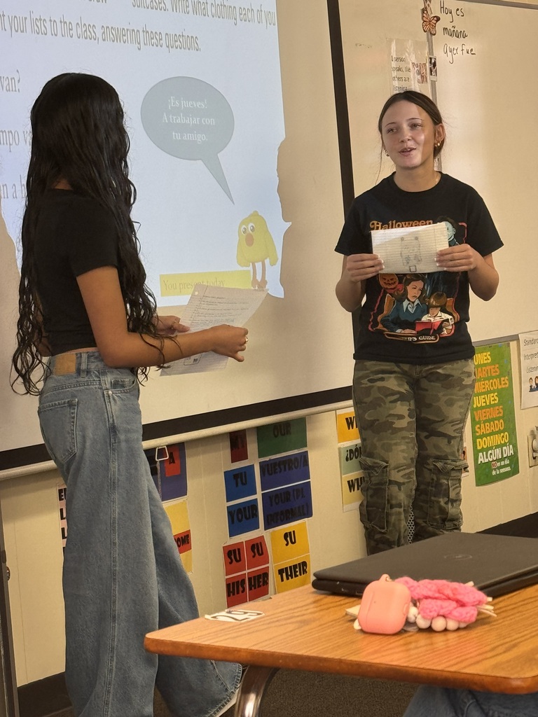 Ms. Marrero’s Pre-AICE Spanish 2 students worked in pairs to deliver oral presentations about a dream trip they would like to take. Each group described their travel plans and explained what items they would pack to be ready for their vacation. Through this activity, students applied vocabulary related to travel, clothing, and daily routines, while also strengthening their speaking and collaboration skills. They impressed with both their creativity and growing language proficiency—¡excelente trabajo, Panthers!