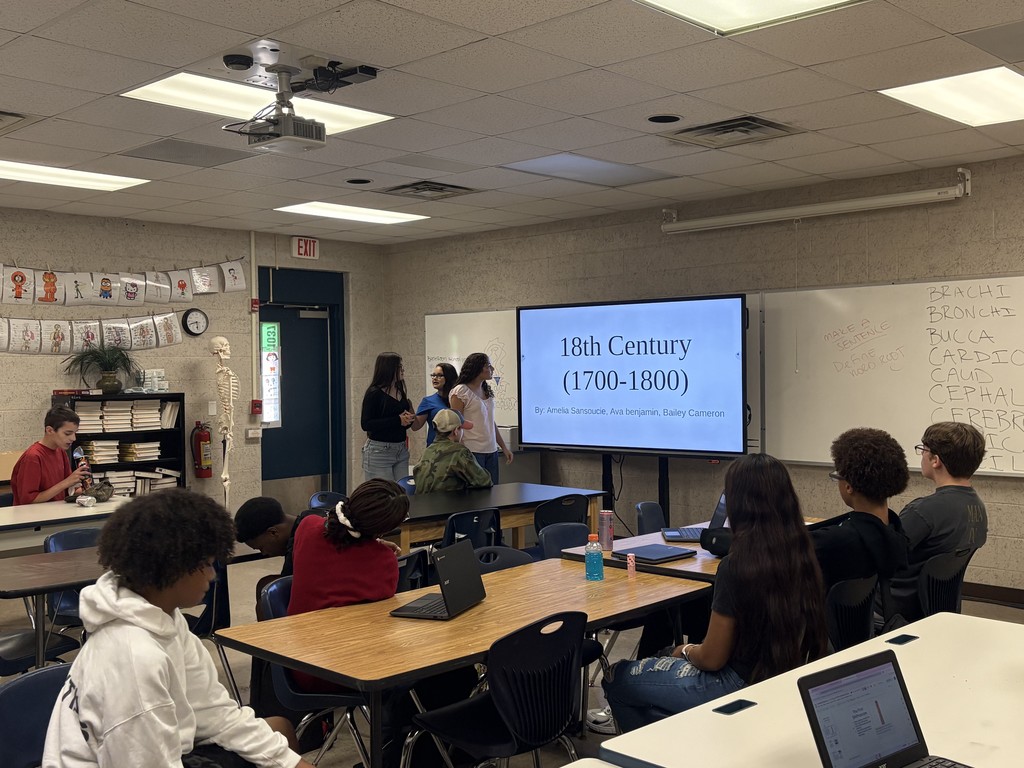 In Ms. Johnston’s 9th Grade Medical Skills class, students collaborated in groups to research the History of Healthcare and then presented their findings to the class, showcasing how medicine has evolved over time. In addition to building content knowledge, students practiced evaluations and peer feedback, preparing them for future leadership roles in healthcare and beyond.