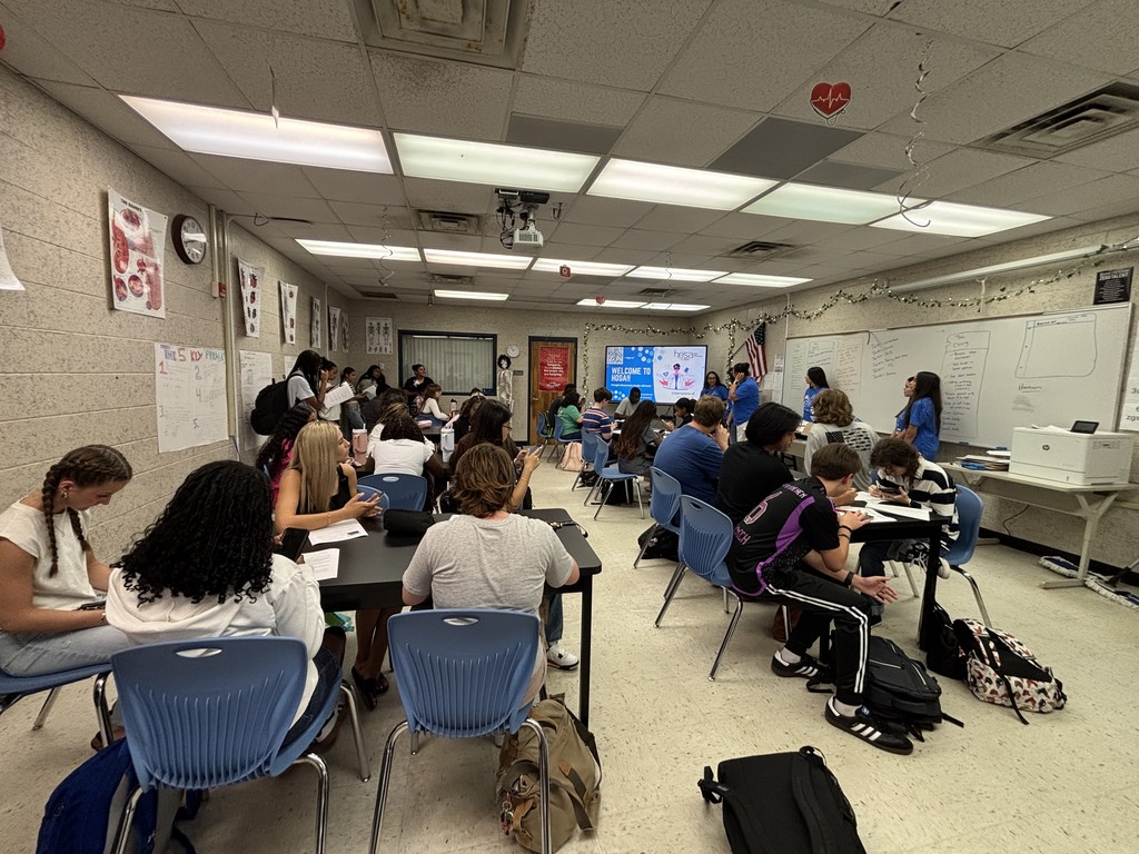 Students gather for the first HOSA informational meeting of the year.