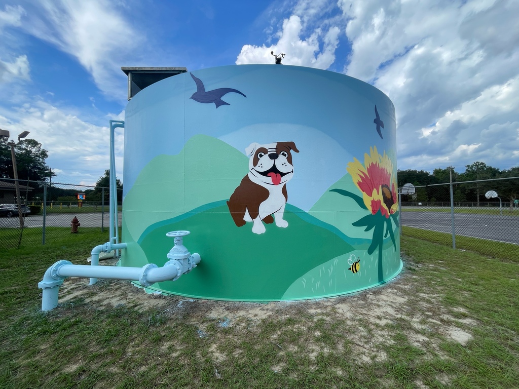 Image of a water tank with the bulldog painted on the side