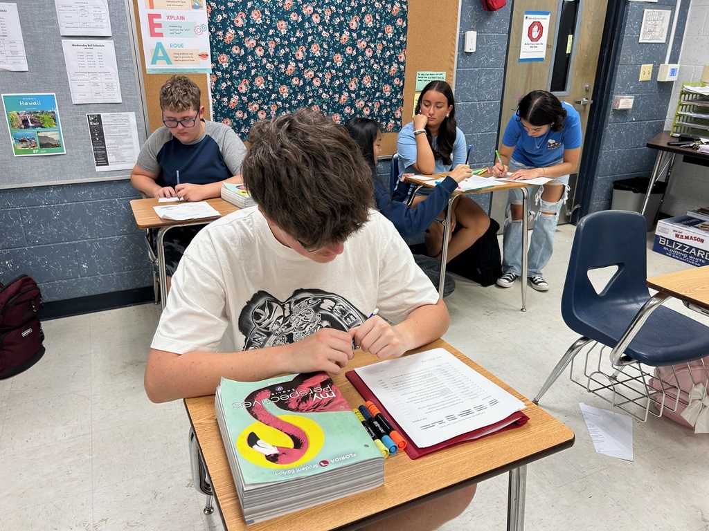 Ms. Eaton’s 10th grade English students engaged in a layered poetry analysis of “Not Waving but Drowning.” With each read, they went deeper into the text—starting with surface-level comprehension and context, then marking words and phrases with strong emotional connotations, before analyzing pronouns, shifts, and word choices to uncover deeper meaning. In their final step, students wrote personal responses that connected the poem to their own experiences and perspectives. Working collaboratively, they compared annotations, shared insights, and challenged one another’s thinking, demonstrating how rereading with purpose can reveal new layers every time. Panthers RISE when they dig deep into learning!