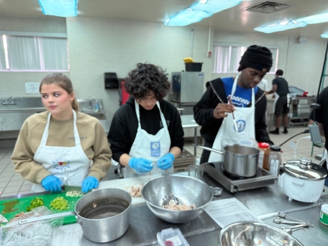 Last week, Culinary students took advantage of the block schedule to dive into full-meal cooking. Each class voted on their dish of choice—3rd period created homemade pasta with Alfredo sauce, while 5th period prepared a hearty chicken and sausage gumbo. Students enjoyed the opportunity to cook a complete meal from start to finish, showcasing both their skills and teamwork in the kitchen.