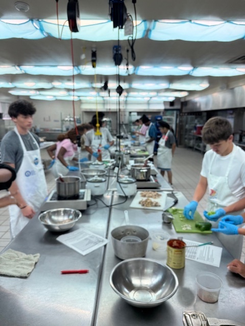 Last week, Culinary students took advantage of the block schedule to dive into full-meal cooking. Each class voted on their dish of choice—3rd period created homemade pasta with Alfredo sauce, while 5th period prepared a hearty chicken and sausage gumbo. Students enjoyed the opportunity to cook a complete meal from start to finish, showcasing both their skills and teamwork in the kitchen.