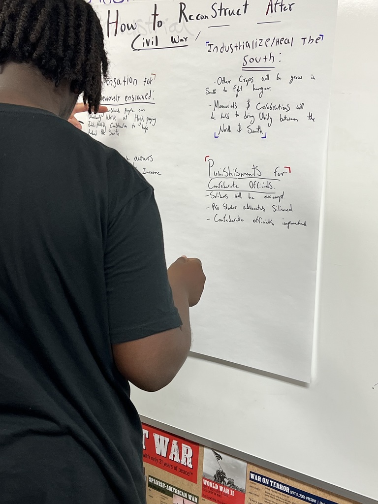 Collaboration and critical thinking were on full display in Ms. Mayfield’s AICE U.S. History class! Students worked in groups, shared ideas, and debated some of the most challenging questions of Reconstruction — how to reunify the Union, secure freedom, and shape the nation’s future. Through teamwork, discussion, and problem-solving, our Panthers are not just learning history — they’re learning to think like historians.
