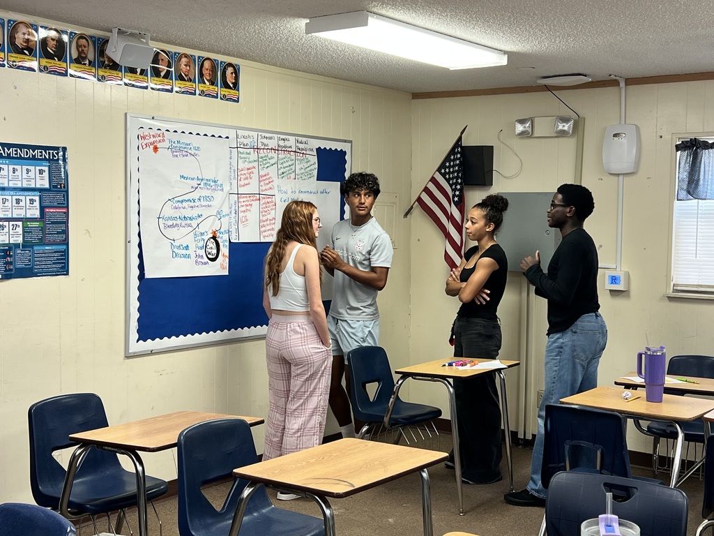 Collaboration and critical thinking were on full display in Ms. Mayfield’s AICE U.S. History class! Students worked in groups, shared ideas, and debated some of the most challenging questions of Reconstruction — how to reunify the Union, secure freedom, and shape the nation’s future. Through teamwork, discussion, and problem-solving, our Panthers are not just learning history — they’re learning to think like historians.