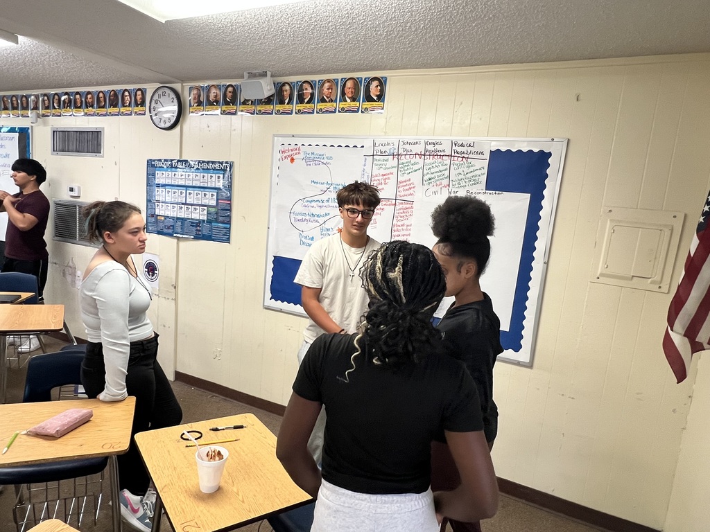 Collaboration and critical thinking were on full display in Ms. Mayfield’s AICE U.S. History class! Students worked in groups, shared ideas, and debated some of the most challenging questions of Reconstruction — how to reunify the Union, secure freedom, and shape the nation’s future. Through teamwork, discussion, and problem-solving, our Panthers are not just learning history — they’re learning to think like historians.