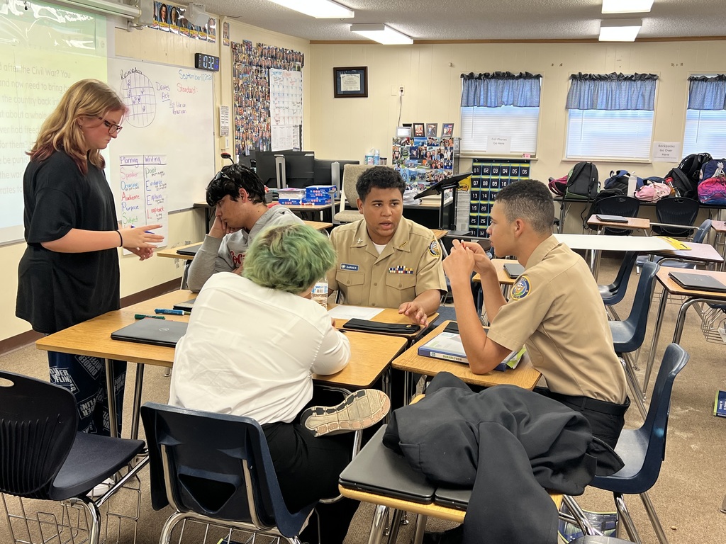 Collaboration and critical thinking were on full display in Ms. Mayfield’s AICE U.S. History class! Students worked in groups, shared ideas, and debated some of the most challenging questions of Reconstruction — how to reunify the Union, secure freedom, and shape the nation’s future. Through teamwork, discussion, and problem-solving, our Panthers are not just learning history — they’re learning to think like historians.
