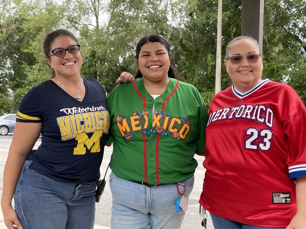 Hispanic Heritage Dress Up Week!