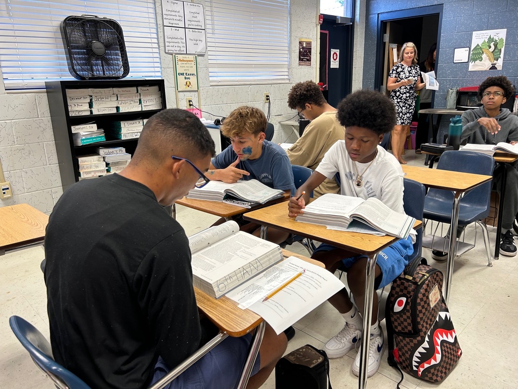 Students in Ms. Crews and Ms. DuPont’s English classes dived deep into text analysis as they evaluated the evidence and reasoning authors use to develop central ideas. Using guided notes and academic discussion stems, students read closely, collaborate with peers, and explain how textual evidence supports their understanding of meaning.