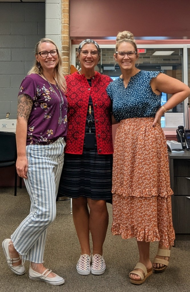 Our team’s been harboring a top-secret mission all week, but it looks like our sharp-eyed Manatees might be onto us! We've been strutting around in new styles each day for a spirit week extravaganza! 💙🥸💛