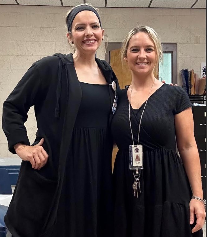 Our team’s been harboring a top-secret mission all week, but it looks like our sharp-eyed Manatees might be onto us! We've been strutting around in new styles each day for a spirit week extravaganza! 💙🥸💛