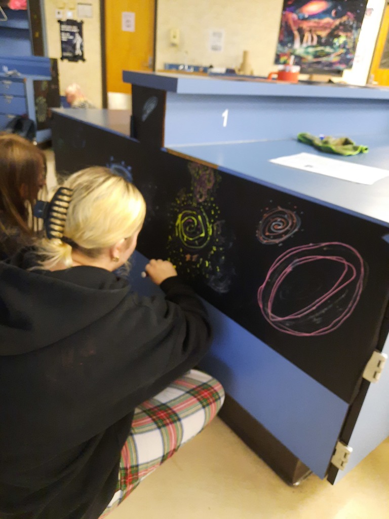 Before diving into the wonders and theories of the universe, Ms. Klaes’s Astronomy students participated in a creative pre-learning activity, spending ten minutes drawing their own concept of the universe. This engaging exercise sparks curiosity, encourages imagination, and gets students thinking deeply about all that exists beyond our world. A perfect way to launch their exploration of the cosmos!