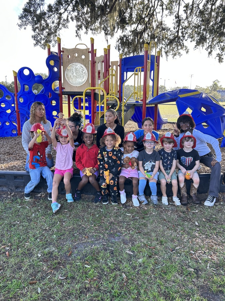 Last week, our Little Paws students enjoyed a special activity planned by the high school Early Childhood Education teachers. The littles got to pretend to be firefighters, rescuing animals and learning through play! It was the perfect combination of teamwork, imagination, and beautiful weather — and the smiles said it all!
