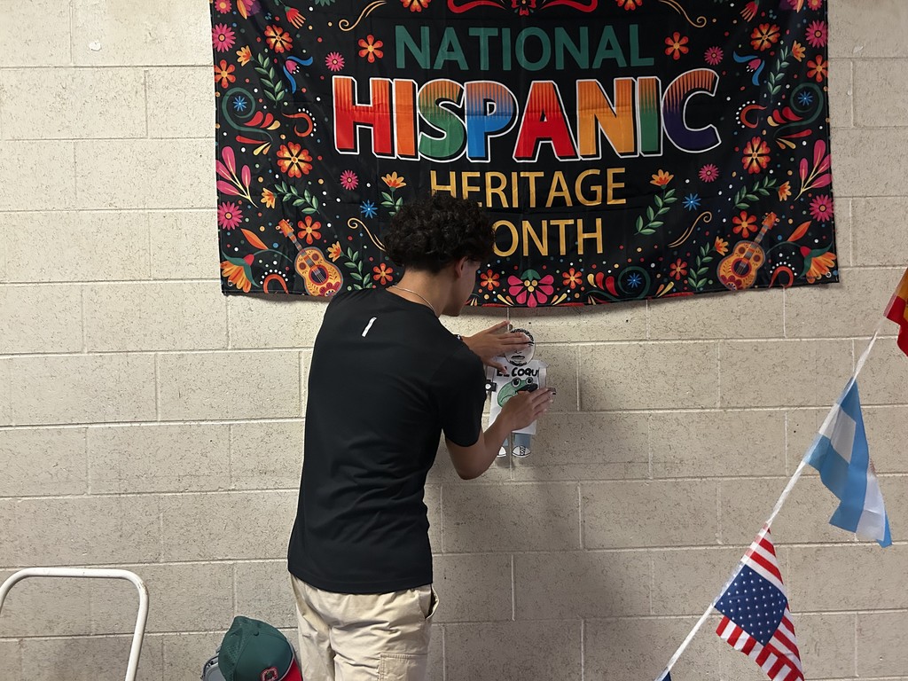 Our Multicultural Club celebrated Hispanic Heritage Month by creating a colorful hallway display that highlights the impact and inspiration of Hispanic and Latino leaders throughout history. Students decorated with flags, banners, and creative artwork while sharing messages that encouraged everyone to advocate, inspire, create, and shine bright—just like the influential figures they represented. We’re so proud of our Panthers for showcasing the beauty, unity, and cultural pride that make our community so special. ¡Gracias, Multicultural Club, por celebrar con tanto corazón!