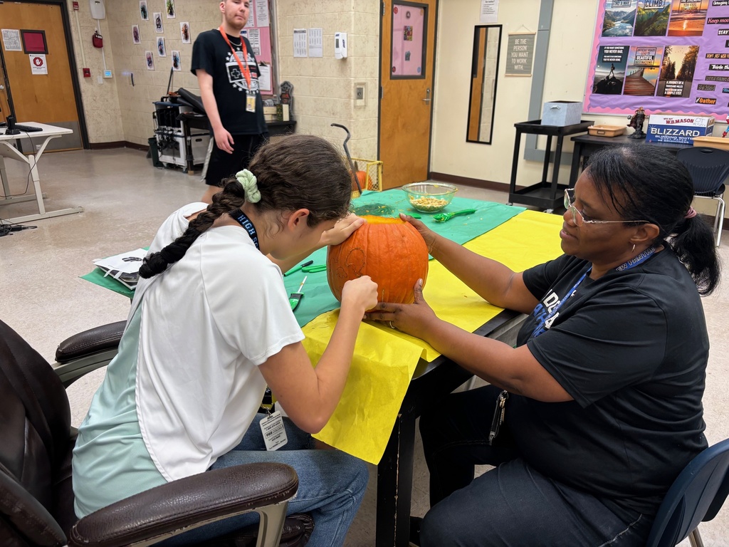 Mr. King’s Career Prep students recently got into the fall spirit by learning how to carve pumpkins with guidance from Mr. King and the instructional assistants. The activity combined hands-on learning with creativity, teamwork, and plenty of smiles, helping students build both fine motor skills and confidence while having fun!