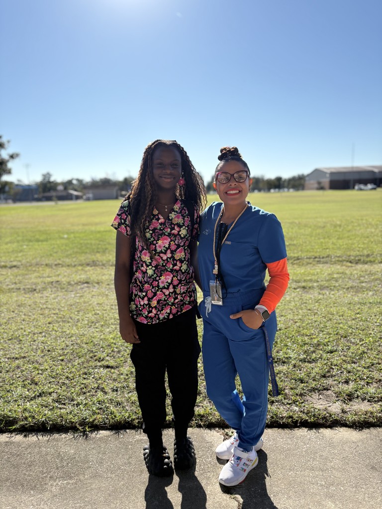 Ms. Johnson’s Anatomy & Physiology students are bringing the skeletal system to life! This week, students explored bones and body structure through hands-on learning, sketching, labeling, and designing life-sized skeletons as part of a creative art project to decorate their classroom door. The activity combined science, teamwork, and a little seasonal spirit to reinforce their understanding of anatomy in a fun, memorable way.