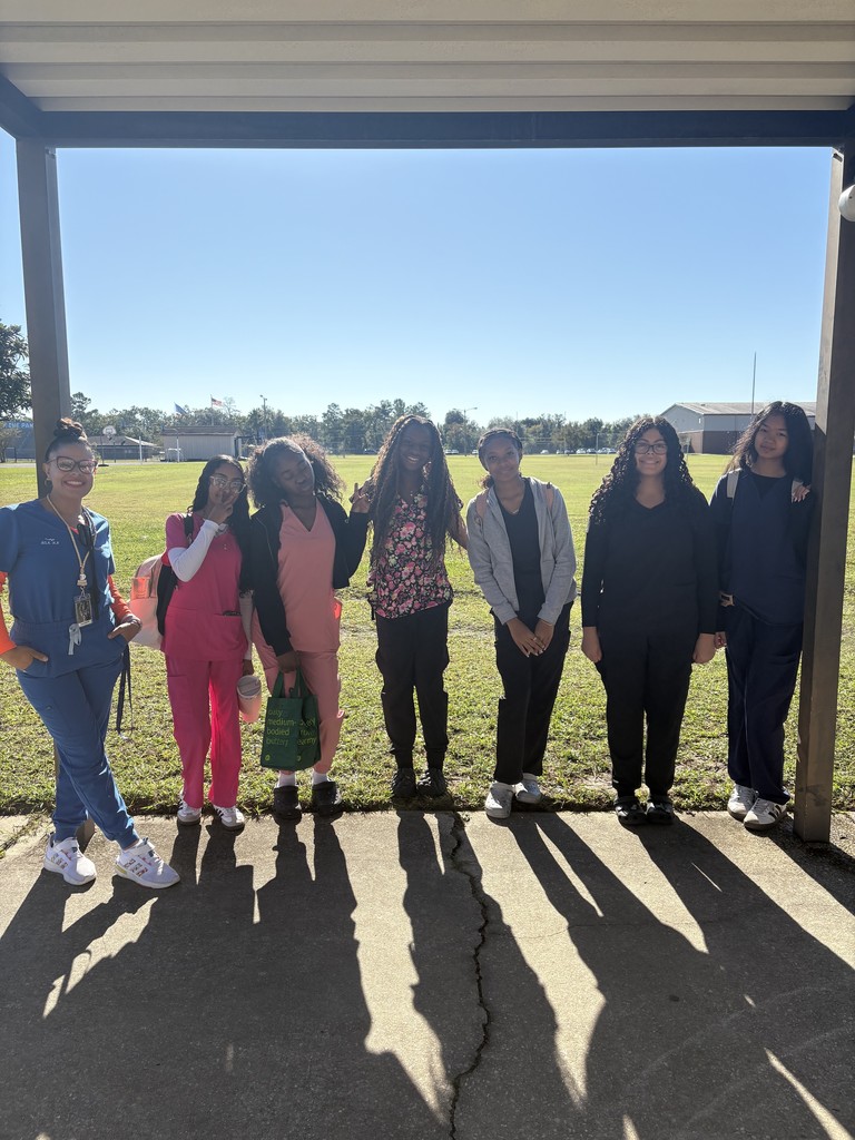 Ms. Johnson’s Anatomy & Physiology students are bringing the skeletal system to life! This week, students explored bones and body structure through hands-on learning, sketching, labeling, and designing life-sized skeletons as part of a creative art project to decorate their classroom door. The activity combined science, teamwork, and a little seasonal spirit to reinforce their understanding of anatomy in a fun, memorable way.