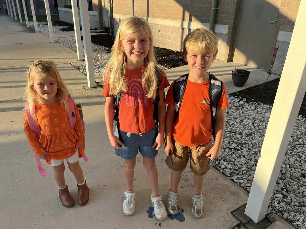 🧡Unity Day Fun!🧡 We are loving all the orange walking thru our hallways to celebrate against bullying! Thanks to everyone who wore orange!