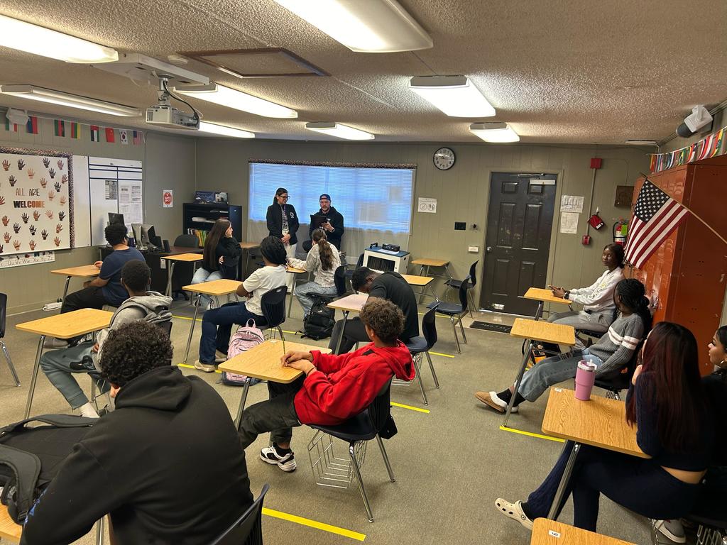 School Counselor Ms. De La Cruz and Advanced Programs Coordinator Mr. Richardson visited our ESOL students this week for a special recognition and learning session focused on graduation goals and RISE values.  Students were celebrated for their hard work and perseverance, then participated in a short lesson about graduation requirements and the pathways available to help them reach their goals. They also strengthened their listening and comprehension skills as Mr. Richardson read aloud and led a meaningful discussion.  We’re so proud of these students for their continued growth, dedication, and commitment to success!