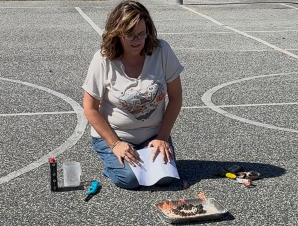 Kindergarten & 6th Grade Science Lab