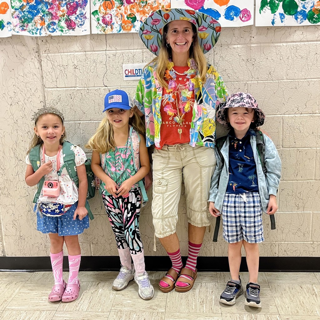 Tacky Tourist Day!