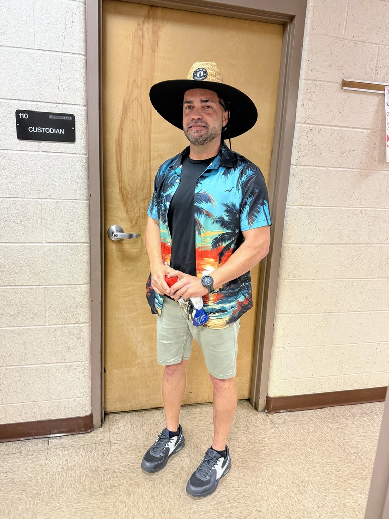 Tacky Tourist Day!