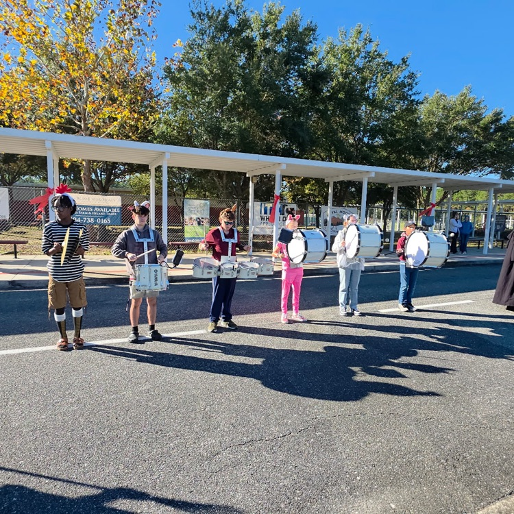LAJ Tiger drum line visits LAE