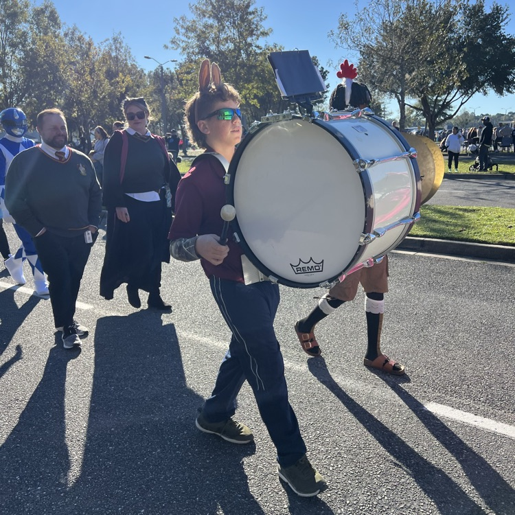 LAJ Tiger drum line visits LAE