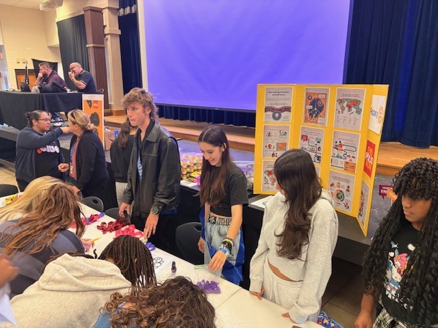 Our incredible Interact Club hosted a Polio Awareness Day event in the cafeteria, spreading knowledge and compassion through interactive activities and hands-on learning! Students had the opportunity to learn about Rotary International’s efforts to End Polio Now through fun crafts and conversations that highlighted the global impact of service. We’re so proud of our Panthers for promoting awareness, engagement, and empathy, showing what it truly means to make a difference!