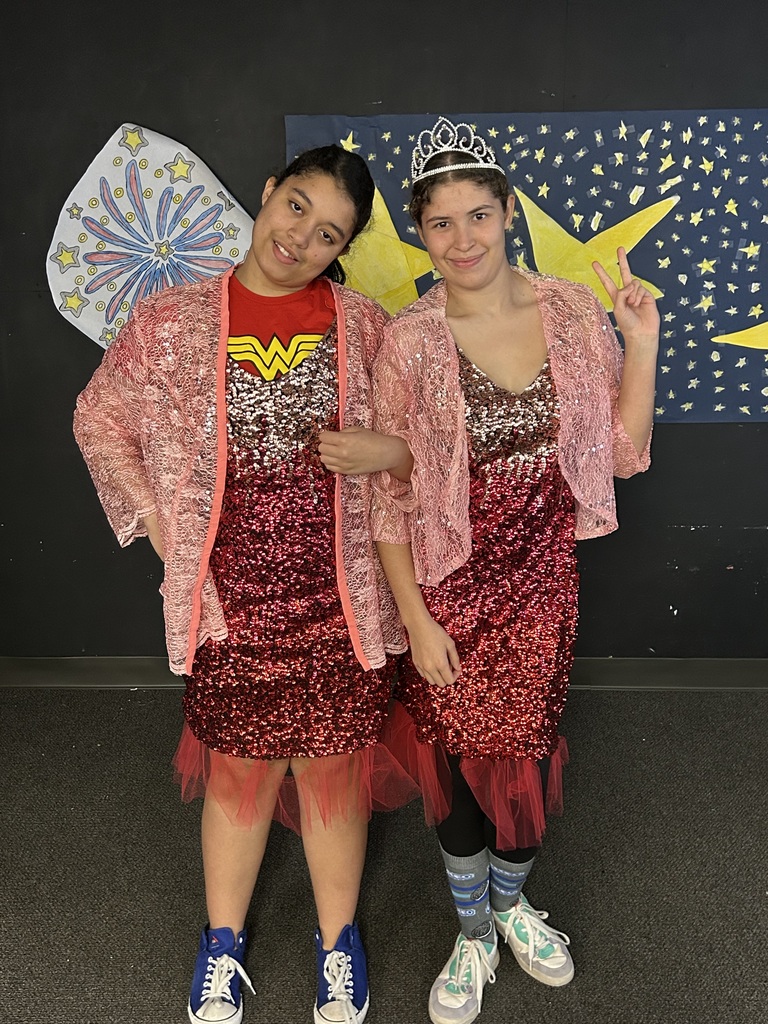 Ms. McDade’s General Theatre students wowed their classmates, teachers, and special guests, Ms. Murphy and Ms. Stoltzfus, with their first official class performance of the year — Lip Syncs! From dramatic flair to comedic timing, students brought creativity, confidence, and big personalities to the stage. It was a fun and engaging showcase of teamwork, expression, and Panther Pride! 