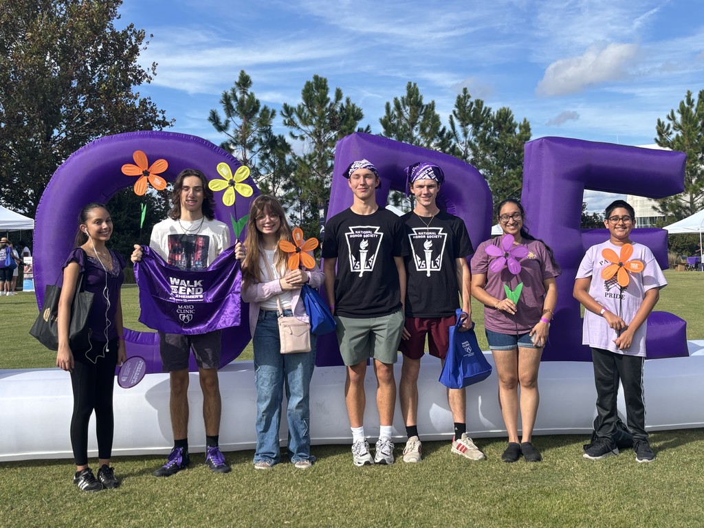 On Sunday, members of HOSA and FBLA proudly represented Ridgeview High School at the Walk to End Alzheimer’s. Our students joined the community in raising awareness and showing support for those affected by Alzheimer’s disease.  We’re so proud of their compassion, leadership, and commitment to making a difference beyond the classroom!