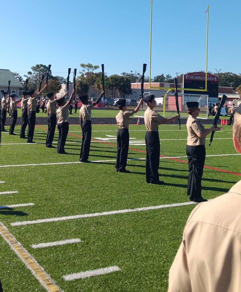 Our Ridgeview NJROTC cadets represented Panther Pride with excellence at Saturday’s Drill Meet hosted by Terry Parker High School! From precision marching to teamwork and discipline, our cadets demonstrated outstanding effort and professionalism throughout each event. Their dedication and pride in representing Ridgeview were truly on display! We’re so proud of their commitment, leadership, and the countless hours they’ve put into preparation. Bravo Zulu, Panthers!