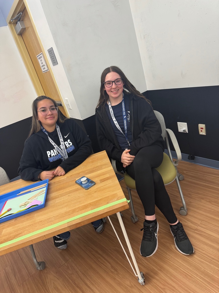 FFEA students attended the Regional FEA Conference at UNF, where they took part in a series of dynamic educational sessions and an engaging panel discussion with district leaders from Clay, Duval, Nassau, and St. Johns counties. It was an inspiring day of learning, leadership, and exploration into the world of education. We're proud of our future educators.