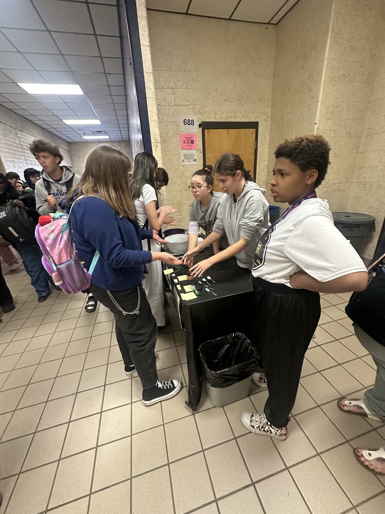 Mr. King’s transition students have spent the past few days creating handmade sugar scrub exfoliators and are excited to share their hard work with our school community! Staff and students stopped by during class changes to try the samples, learn about the process, and cheer on these talented students.  We are so proud of their creativity, effort, and hands-on learning—thank you to everyone who took a moment to stop by and support them!