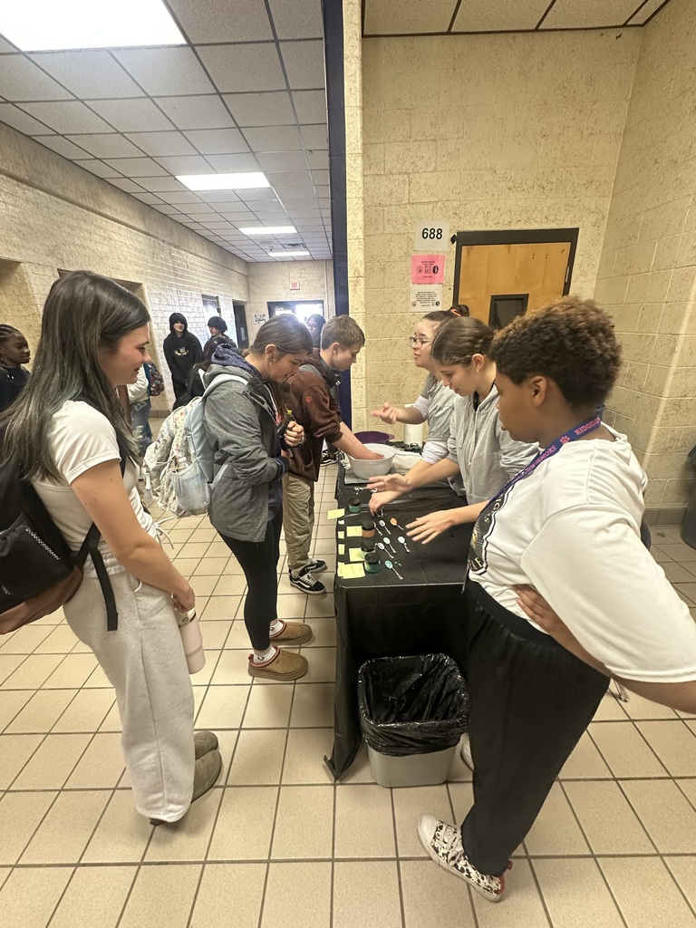 Mr. King’s transition students have spent the past few days creating handmade sugar scrub exfoliators and are excited to share their hard work with our school community! Staff and students stopped by during class changes to try the samples, learn about the process, and cheer on these talented students.  We are so proud of their creativity, effort, and hands-on learning—thank you to everyone who took a moment to stop by and support them!