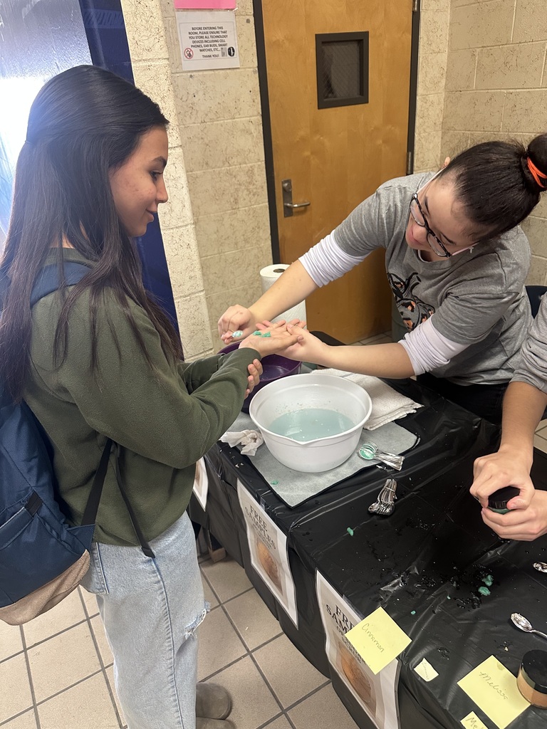Mr. King’s transition students have spent the past few days creating handmade sugar scrub exfoliators and are excited to share their hard work with our school community! Staff and students stopped by during class changes to try the samples, learn about the process, and cheer on these talented students.  We are so proud of their creativity, effort, and hands-on learning—thank you to everyone who took a moment to stop by and support them!