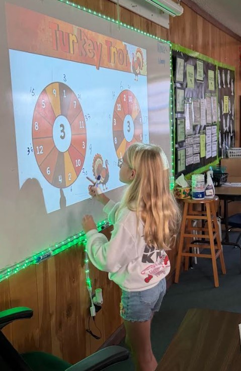 Gobble, gobble—multiplication on the move! 🦃✨ Mrs. Nettle’s class had a blast playing Turkey Trot and racing against the clock! 