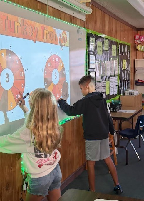 Gobble, gobble—multiplication on the move! 🦃✨ Mrs. Nettle’s class had a blast playing Turkey Trot and racing against the clock! 