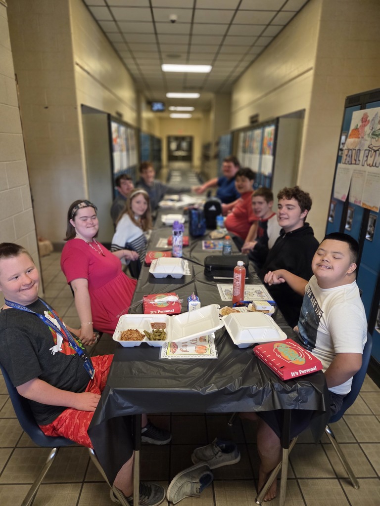 What a joyful celebration on Friday! The Building 6 team gathered to give thanks for all the goodness within their school family. They enjoyed a delicious meal together and were surprised with the ultimate dessert sampler—cookies, pumpkin pie, apple pie, and blueberry cake. Talk about sweet happiness… oh my!