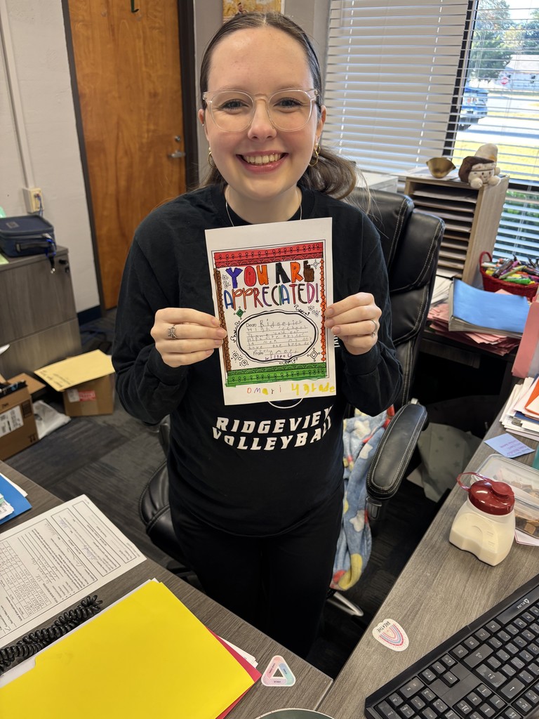 Thank you so much to Ridgeview Elementary for making us the sweetest Thanksgiving cards! 🍁💛 Your kindness and creativity made our day — we appreciate you more than you know!