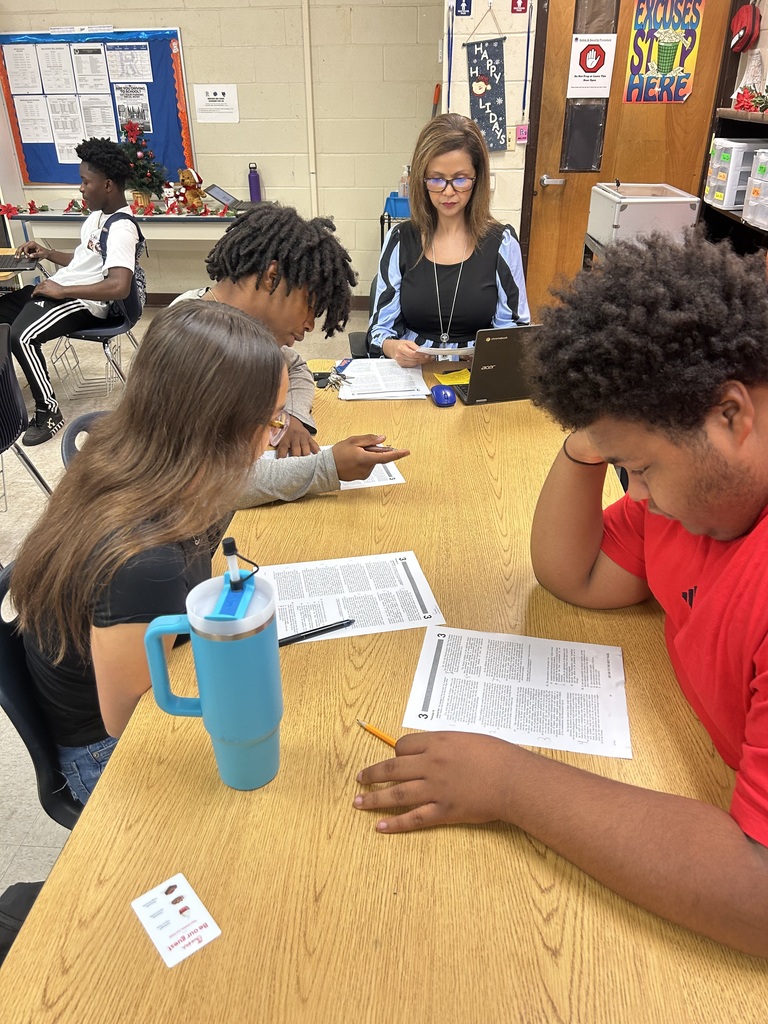 Ms. Holt’s reading students delved into an SAT-style lesson focused on analyzing tone and the author’s craft. Students took turns reading aloud by paragraph, stopping after each section to write the gist in the margins, strengthening comprehension and building a helpful review tool for SAT practice. After reading, they selected answers to evidence-based questions and justified their choices with direct textual support. 